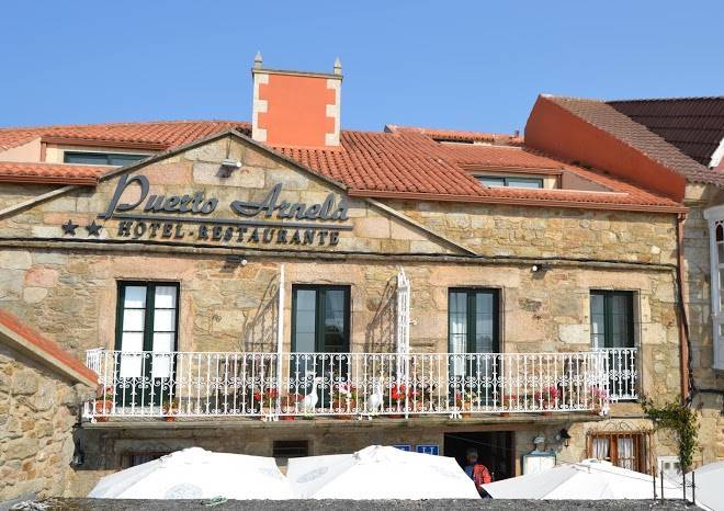 Hotel puerto arnela
