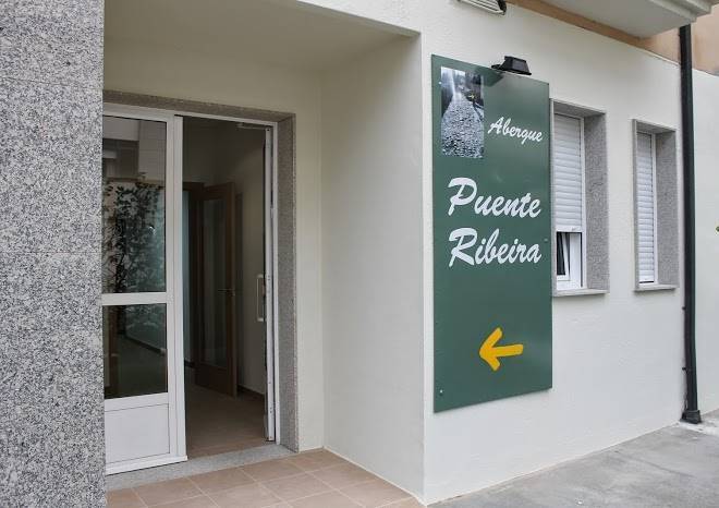 Albergue puente ribeira