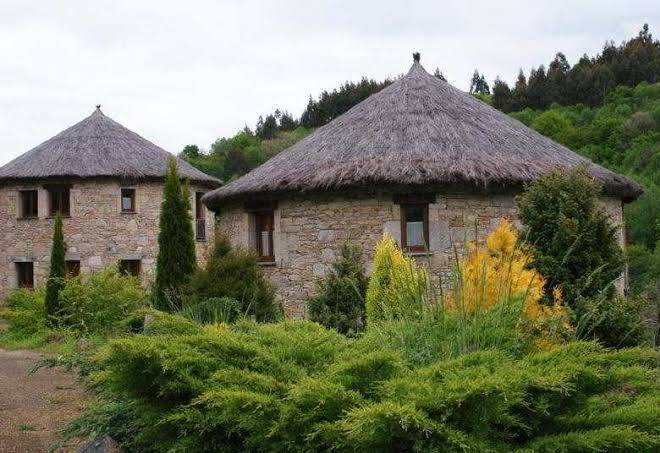 Hotel Balneario Oca Rio Pambre Image