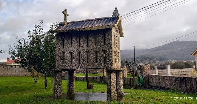 Cruceiro do monte