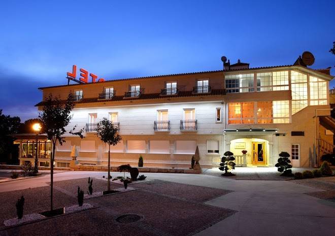 Hotel a queimada en nigran baiona