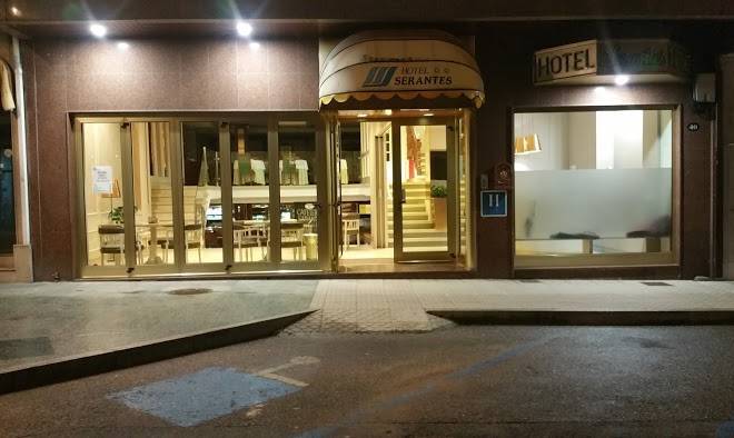 Hotel Serantes Image