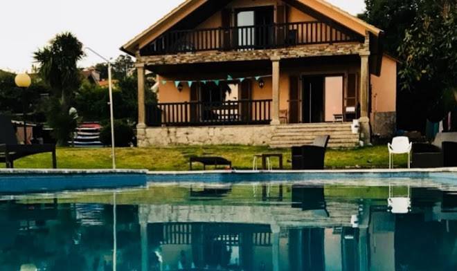 Limens beach center