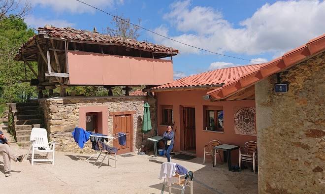 Albergue De Peregrinos De Samblismo Image