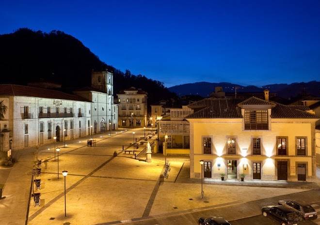 Antiguo casino hotel