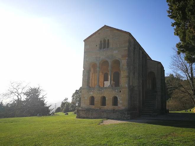 Hotel Canero Restaurante Y Albergue Image
