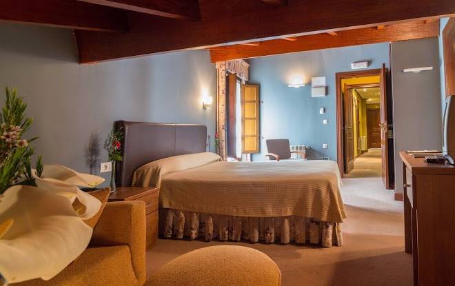Gran hotel rural cela