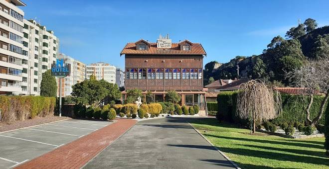 Hotel castillo de gauzon