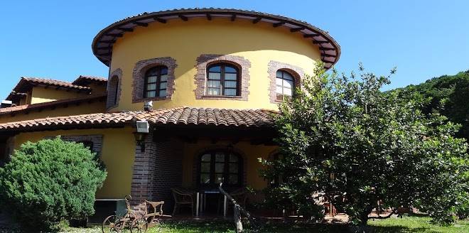 Hotel el bricial