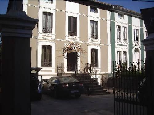 Hotel el jardin de eugenia