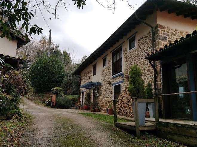 Hotel los llaureles