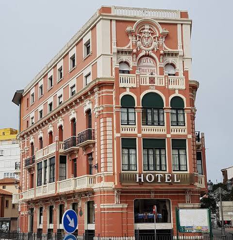 Hotel Marina Ribadesella Image