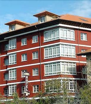 Hotel naranjo de bulnes