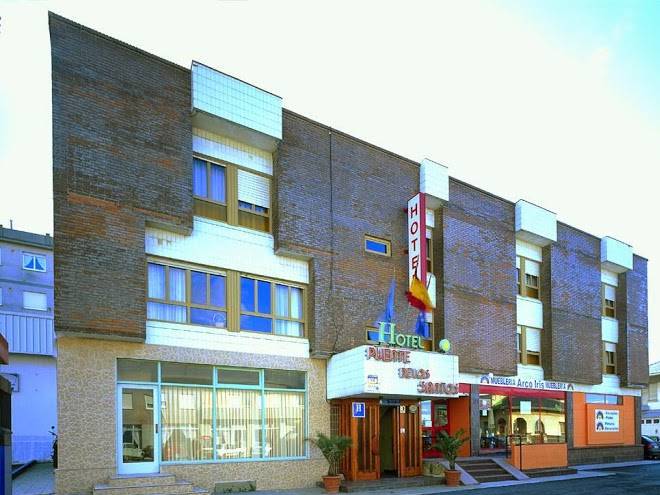 Hotel puente de los santos