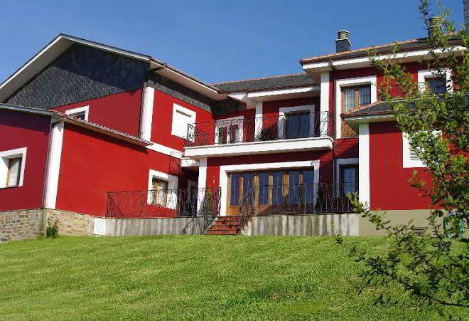 Hotel rural suquin