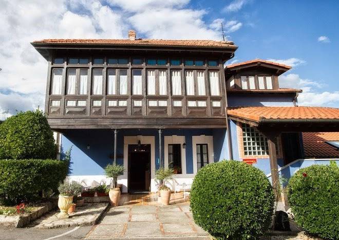 La casona de sobrepiedra