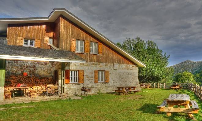 Refugio de montana de branagallones