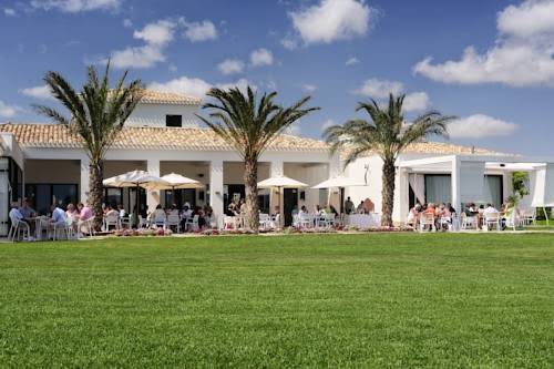 Las colinas residences