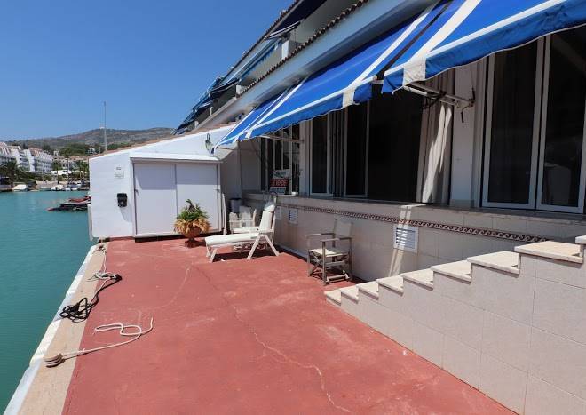 Poblado marinero puerto deportivo alcossebre