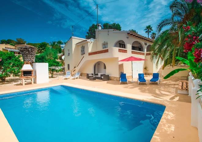 Miquel pretty holiday property with garden and private pool in moraira
