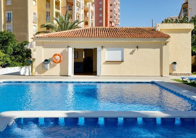 Ona aldea del mar