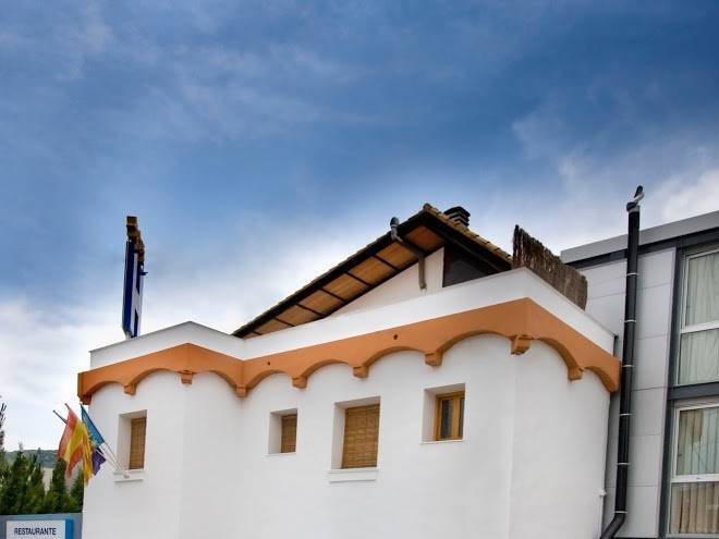 Hotel restaurante rosaleda doncel