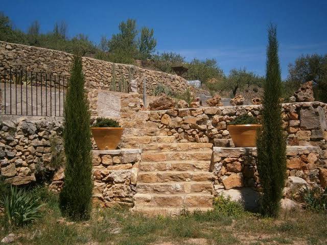 Masia la roca