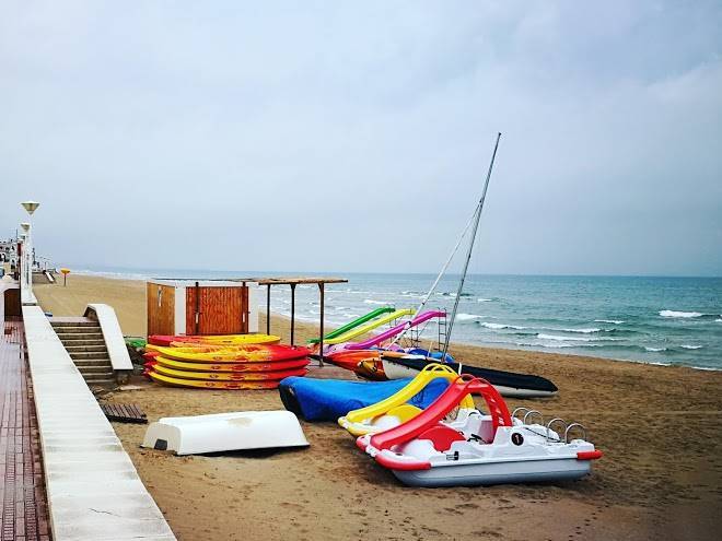 Alberg juvenil mar i vent piles