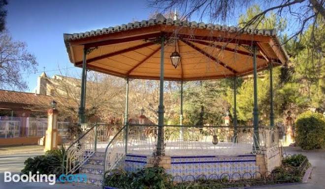 Alojamiento turistico la tinaja requena