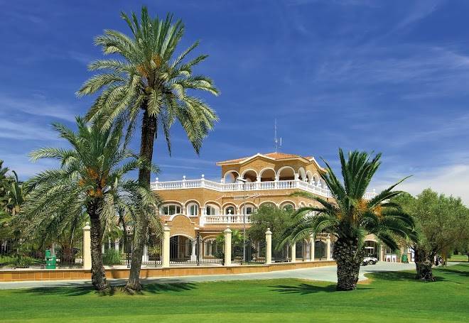 Club de golf oliva nova