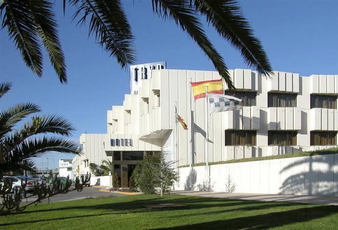 Hotel port azafata valencia