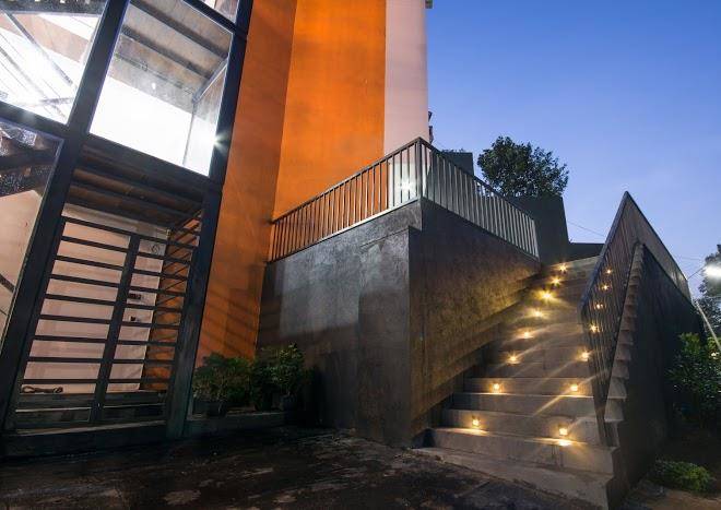 Avora hotel