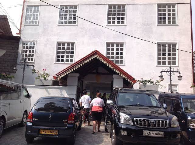 Gangaaddara hotel
