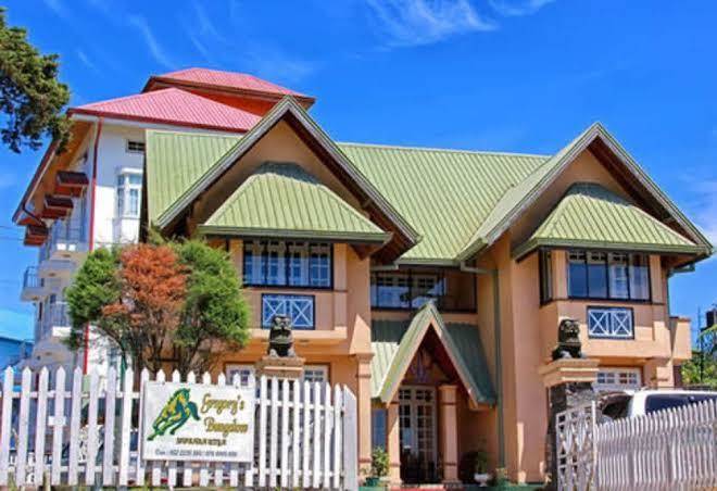 Gregorys bungalow