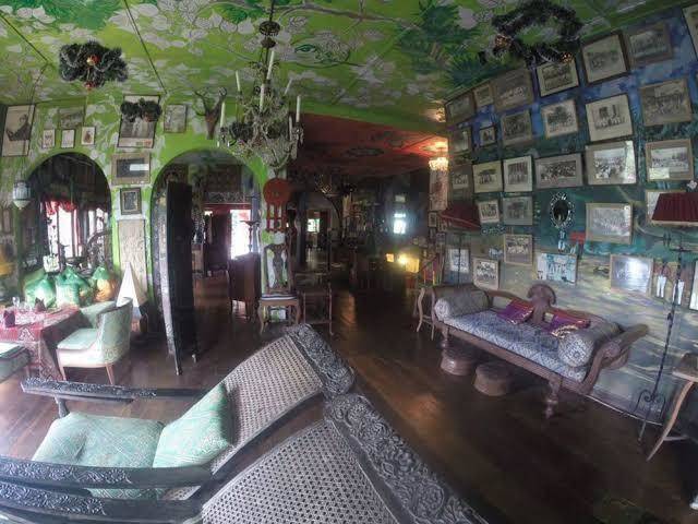 Helga's folly hotel