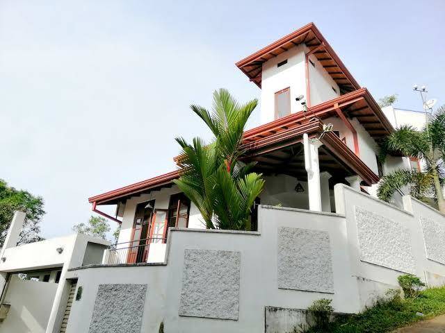 Hyperloop Cabs Kandy Image