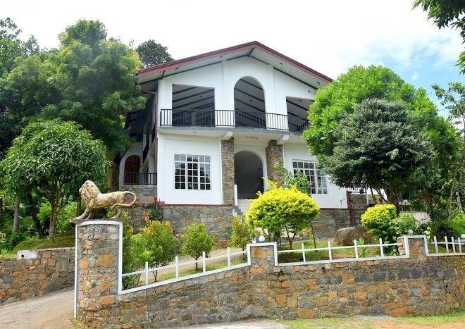 Hotel h2o gampola
