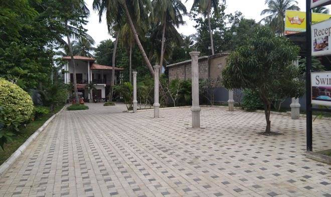Hotel white palace