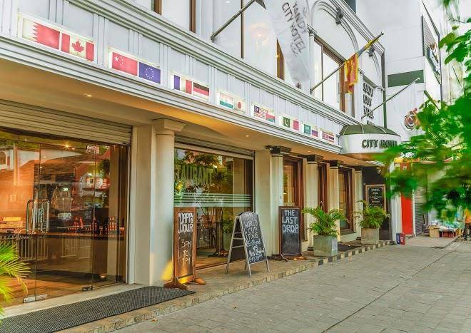 Kandy city hotel by earl's