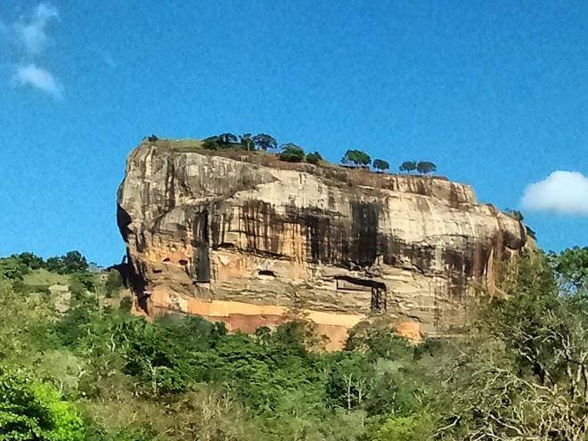 Kassapa lions rock