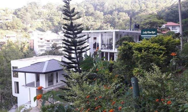 Lake view rest