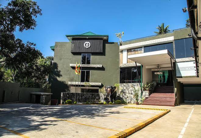 Mallika hotel