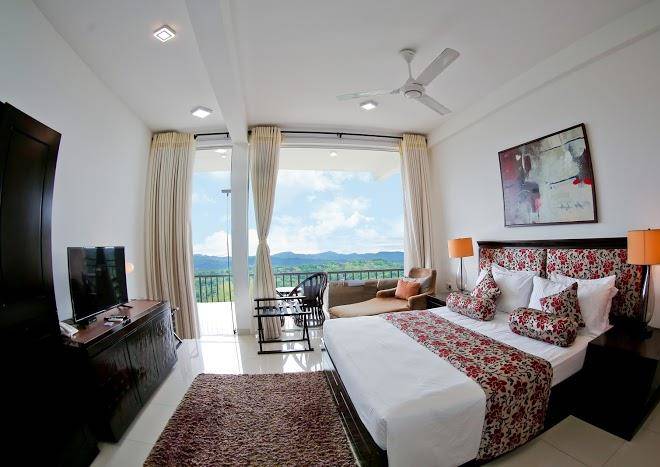 Romance hills hotel & romance table