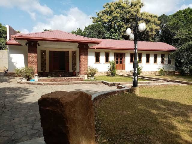 The Crown Hotel Dambulla Image