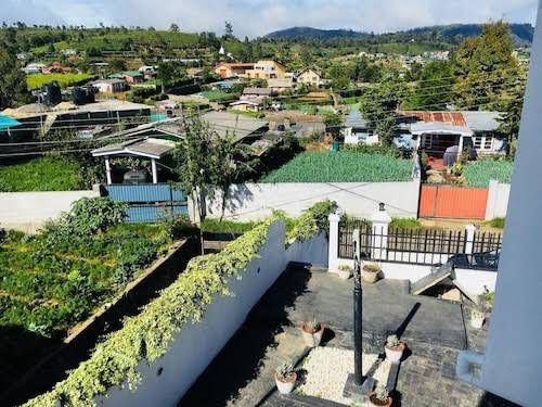 Treatooo white palace nuwara eliya
