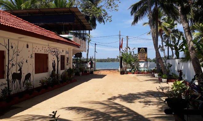 Treatooo lagoon resort batticaloa