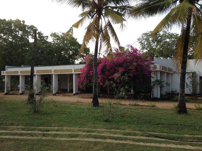 Trinco beach resort