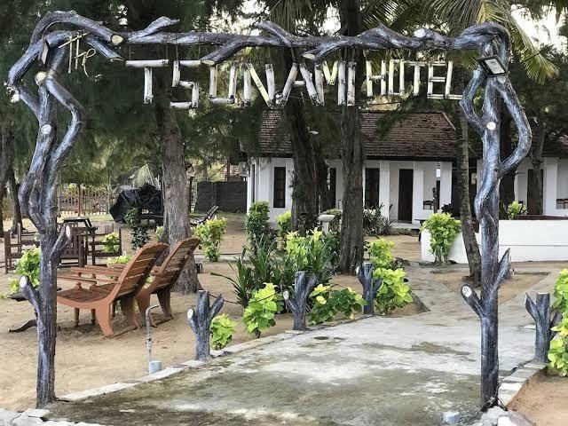 Tsunami beach hotel