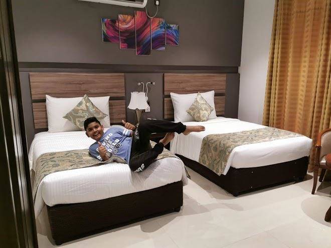 Kanola Luxury Hotel Image