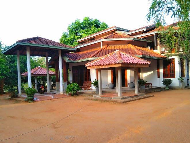 Vintage river hotel